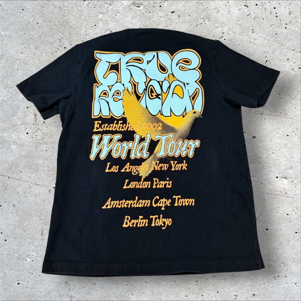 True Religion Mens World Tour Graphic T Shirt XS Extra Small Black Dove